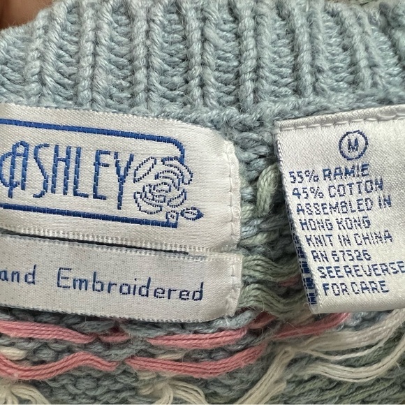 Ashley Vintage Embroidered Sweater Grannycore 80s Medium - Picture 3 of 4